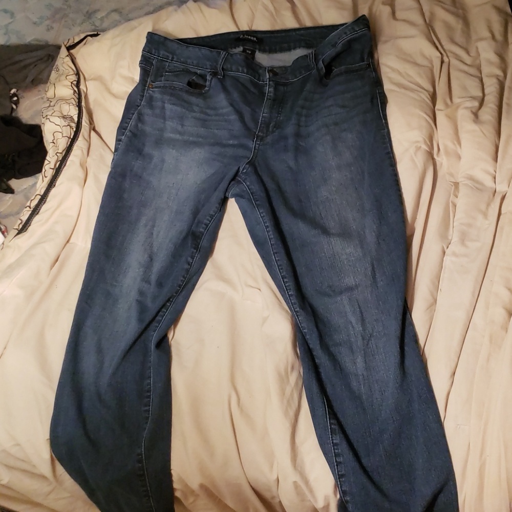 Jean's